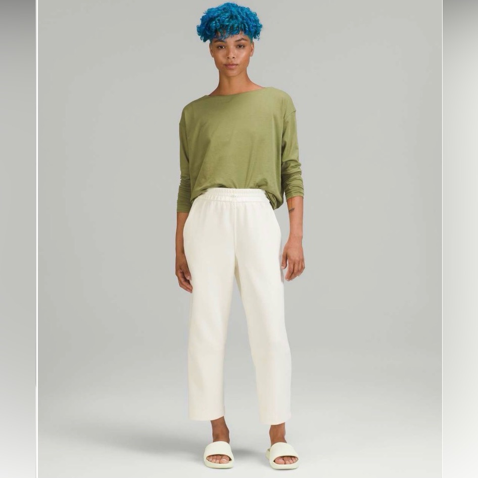 Lululemon Softstreme High Rise Straight Leg Crop Lemon Sorbet Pants Size 14